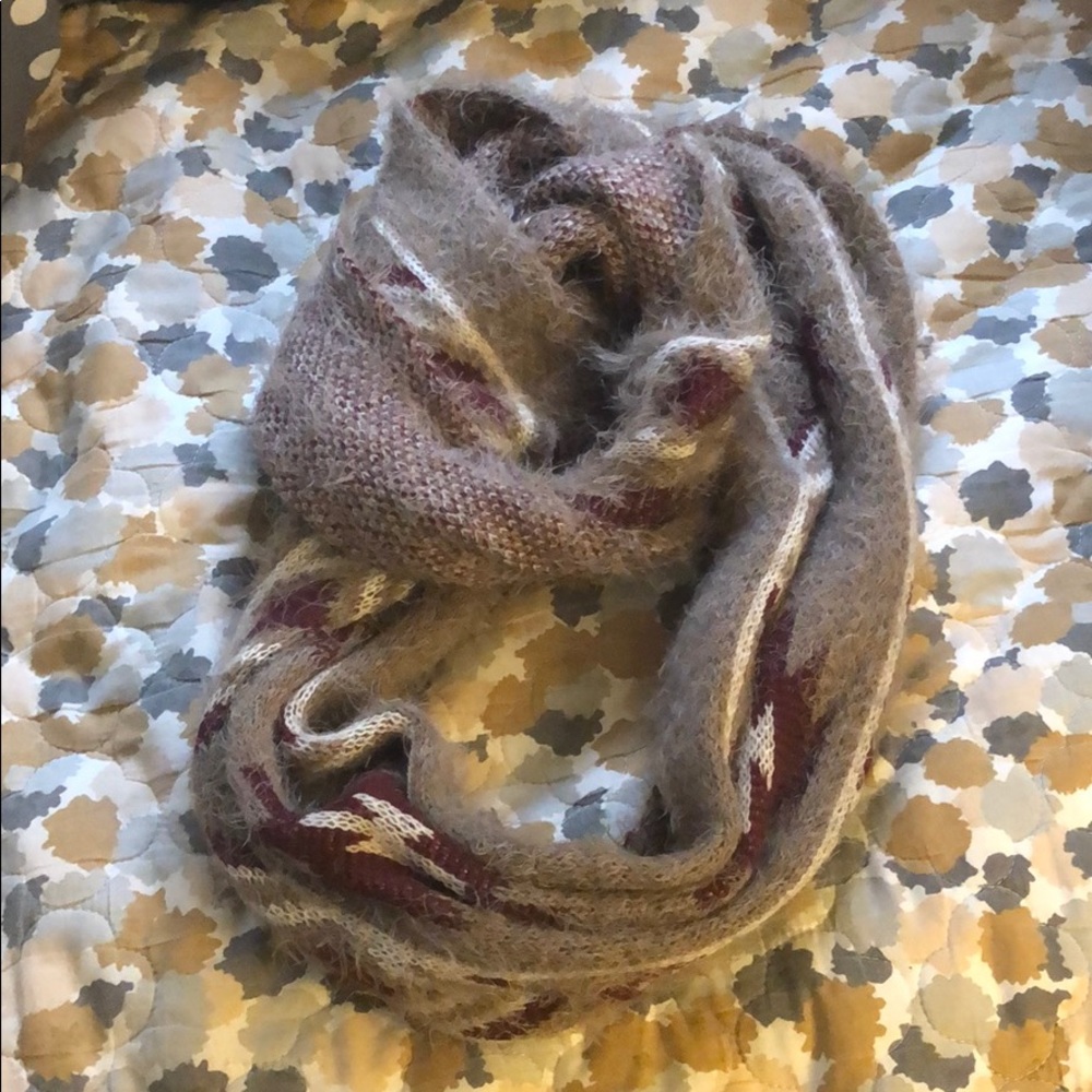Infinity scarf